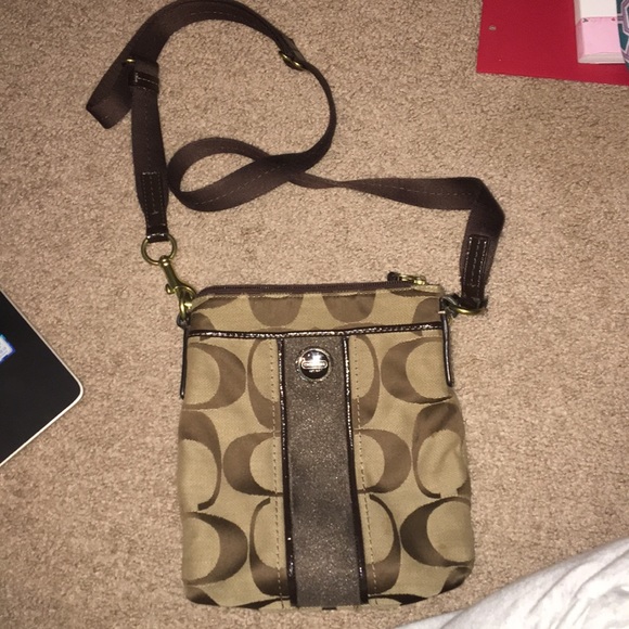 GETTING RID OF - Picture 1 of 7